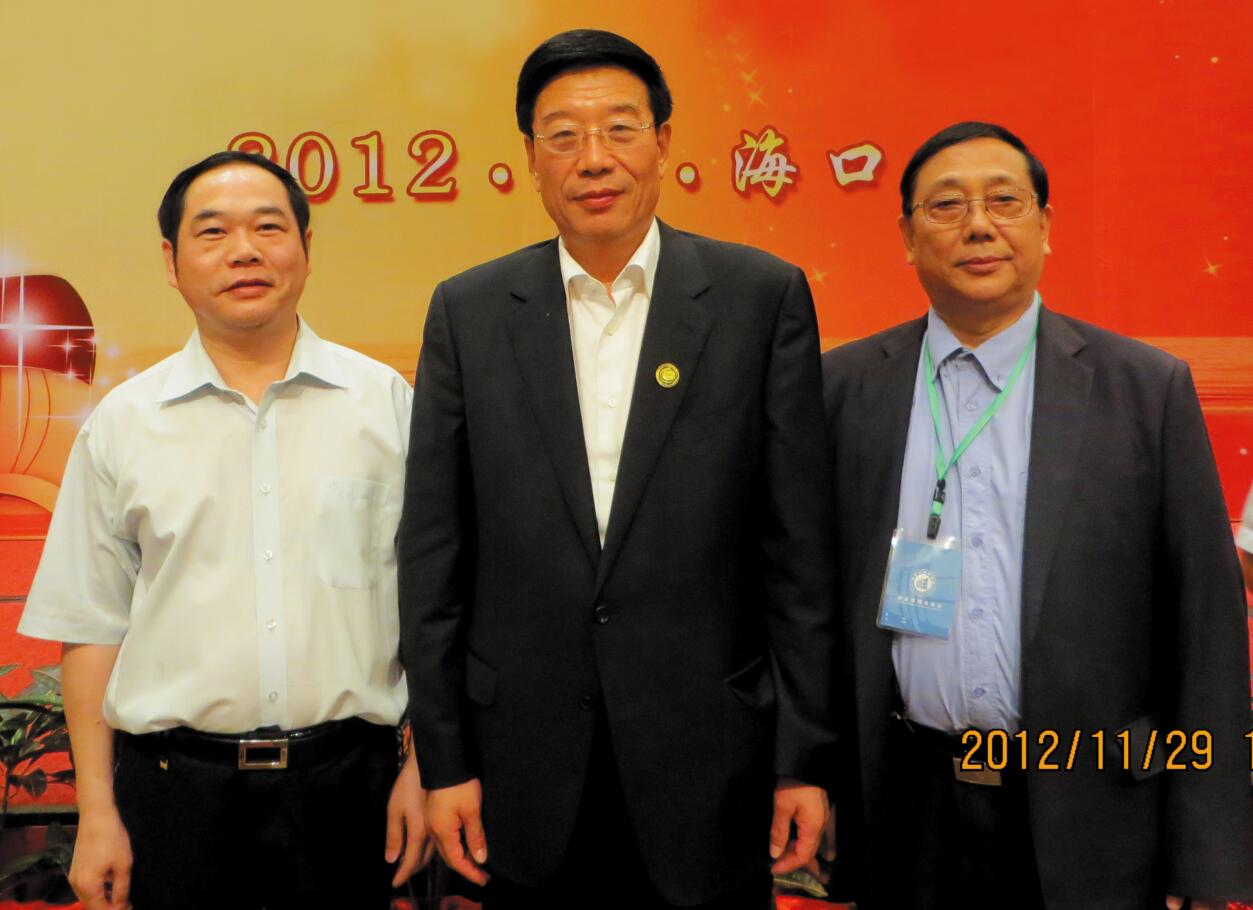 2012年，時(shí)任湖南省委書記徐守盛蒞臨?？谝暡?jpg